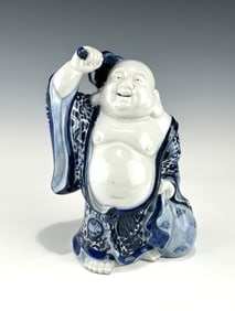 JAPANESE KUTANI BLUE AND WHITE PORCELAIN BUDDHA