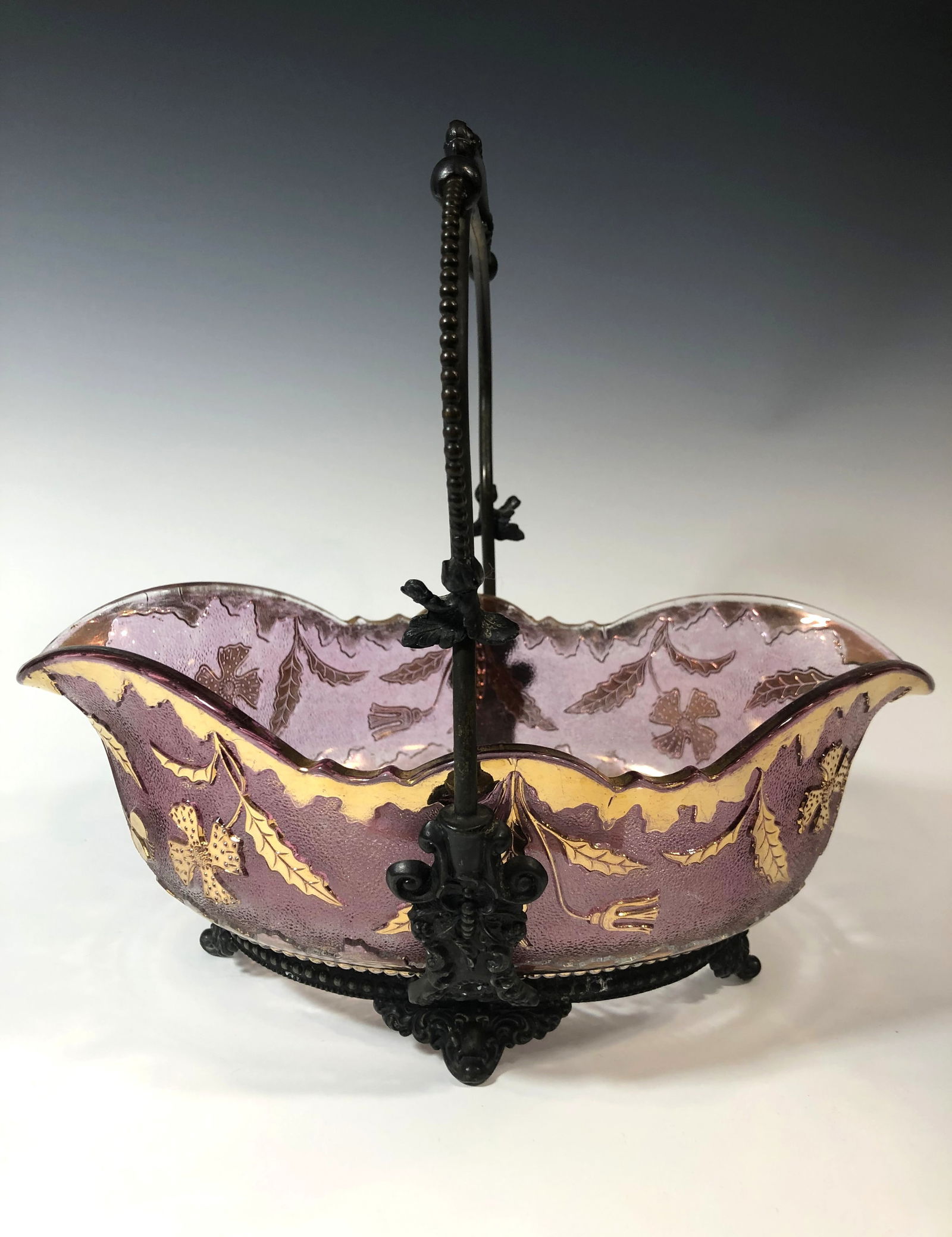 ANTIQUE EARLY AMERICAN PATTERN GLASS BRIDE'S BASKET WITH ORIGINAL METAL CARRIER (1 of 4)