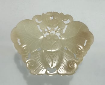 LARGE 19TH/20TH CENTURY CHINESE PALE CELADON JADE BUTTERFLY CARVING
