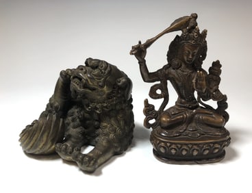 LOT OF TWO ANTIQUE BRONZE FIGURES: BODHISATTVA AND LION PAPERWEIGHT