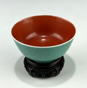 CHINESE QING DYNASTY TURQUOISE GLAZED BOWL WITH REDDISH-BROWN INTERIOR