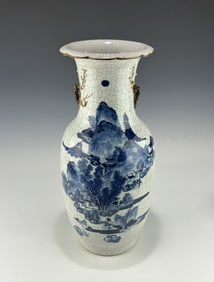 CHINESE QING BLUE AND WHITE BALUSTER CRACKLE-GLAZED VASE, LATE 19TH CENTURY