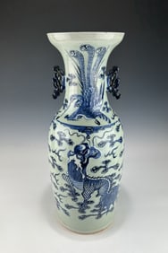 CHINESE QING BLUE AND WHITE VASE WITH PHOENIX AND QILIN, 18/19TH CENTURY
