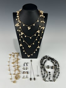 VINTAGE COSTUME JEWELRY LOT WITH FAUX PEARL STRANDS, SCREW-BACK EARRINGS AND MORE