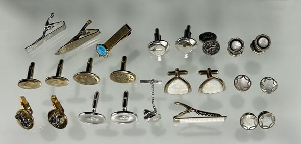 VINTAGE VERSATILE ASSORTMENT OF MEN'S CUFFLINKS AND TIE CLIPS