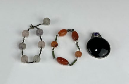 LOT OF TWO VINTAGE BEADED BRACELETS AND A SIGNED STERLING SILVER PENDANT