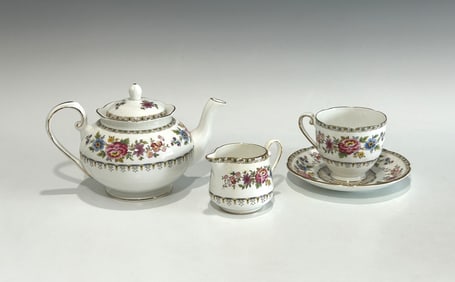 SET OF VINTAGE ROYAL STAFFORD BONE CHINA "MALVERN" TEAPOT SET
