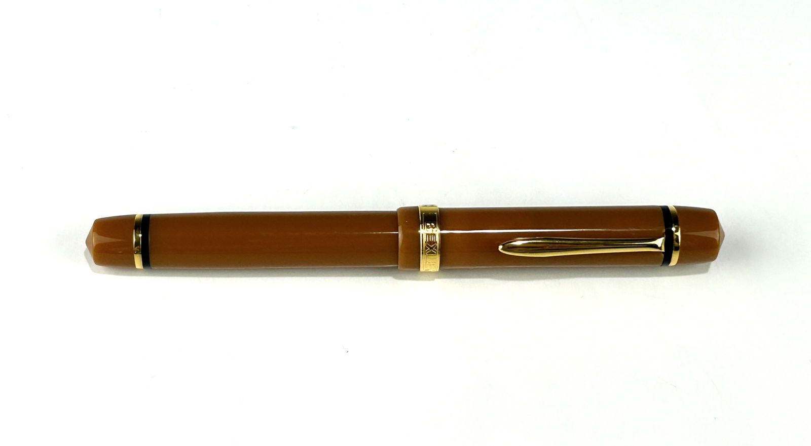 BEXLEY EQUIPOISE SIERRA SAND FOUNTAIN PEN (1996) WITH 14K GOLD NIB (1 of 3)