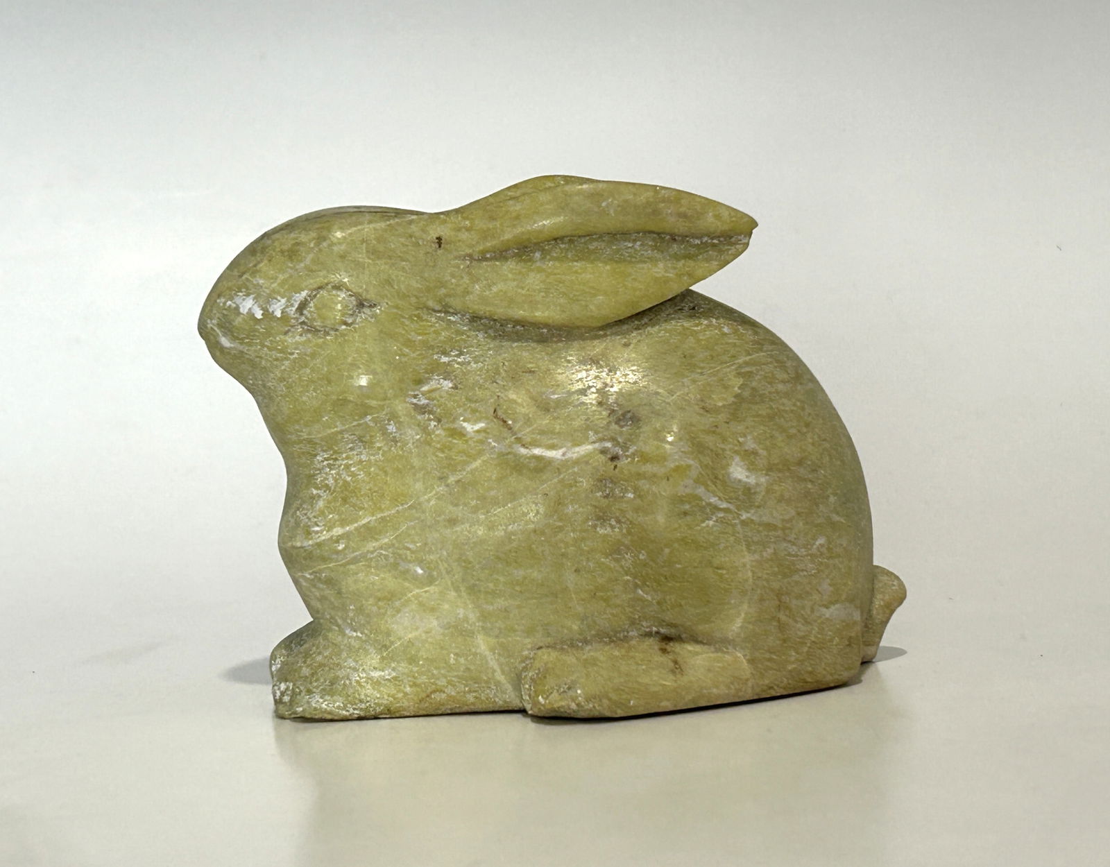 ANTIQUE SOAPSTONE RABBIT CARVING (1 of 5)