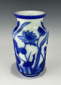 ANTIQUE CHINESE PEKING VASE WITH BLUE LOTUS AND CRANE OVERLAY