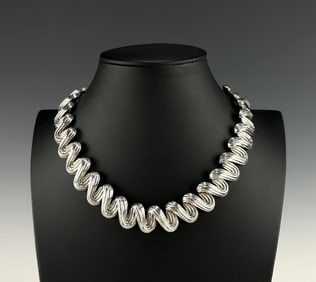 EYE-CATCHING VINTAGE MEXICAN STERLING SILVER LINK NECKLACE, 99.4 GRAMS