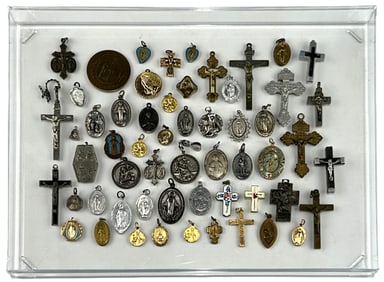 COLLECTION OF VINTAGE RELIGIOUS PENDANTS, MEDALS, AND CROSSES
