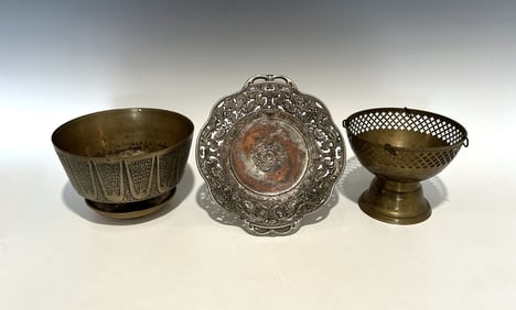 THREE VINTAGE METAL WARES, MID-20TH CENTURY