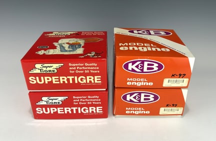 A LOT OF FOUR VINTAGE MODEL AIRPLANE ENGINES IN ORIGINAL BOXES, SUPERTIGRE AND K&B