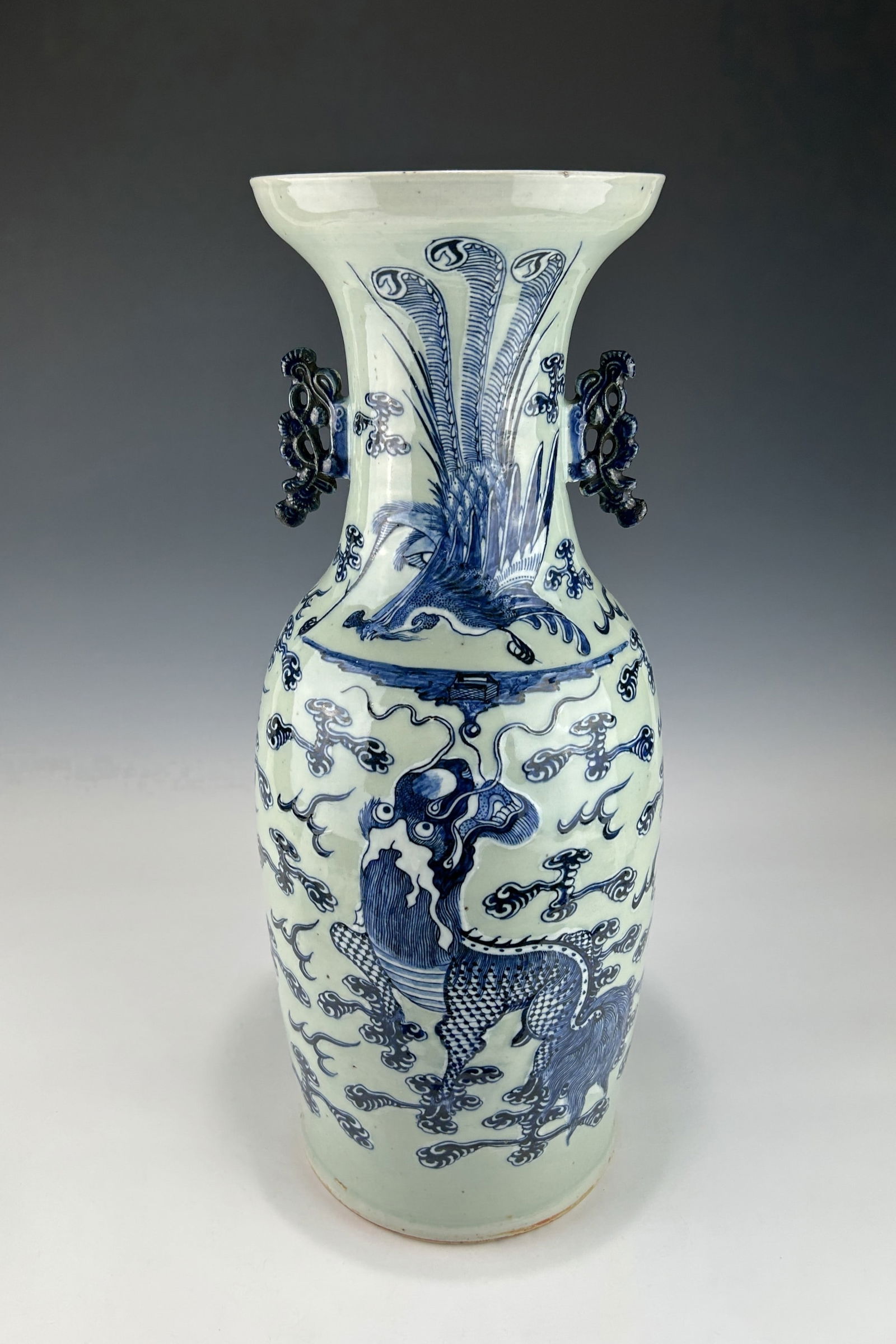 LARGE ANTIQUE CHINESE QING BLUE AND WHITE BALUSTER VASE WITH PHOENIX AND QILIN (1 of 11)