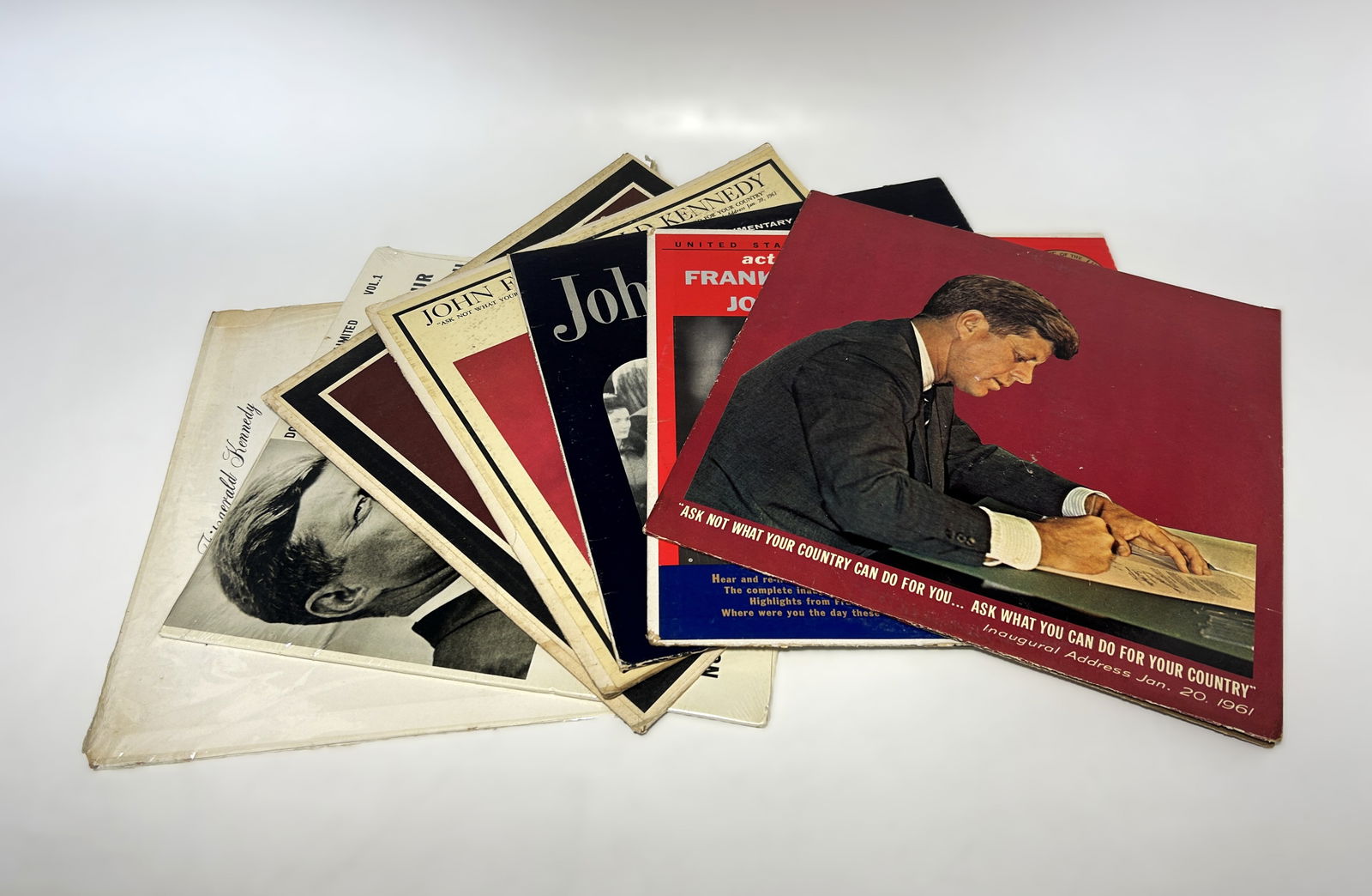GROUP OF SEVEN VINTAGE JOHN F. KENNEDY MEMORIAL AND PRESIDENTIAL VINYL RECORDS (1 of 8)