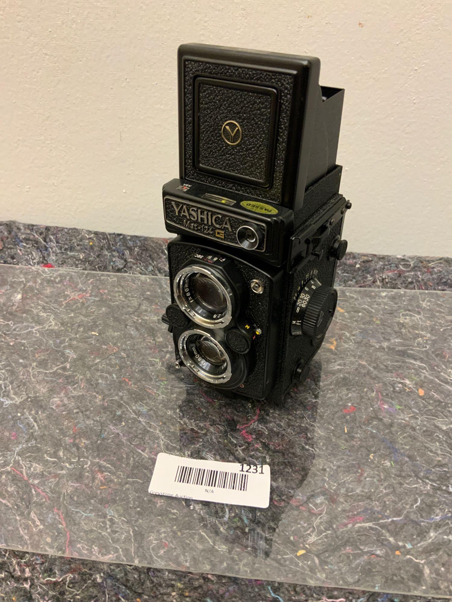 Yashica camera (1 of 6)