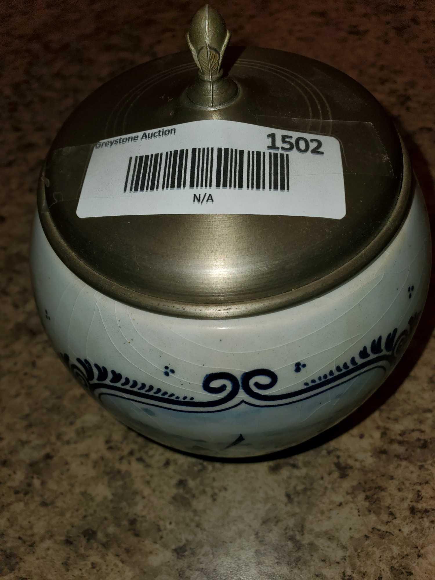 Tobacco Jar: Tobacco Jar. Measurement 7 in tall, 5.5 wide