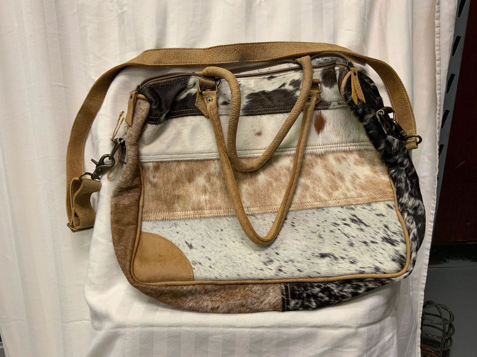 Myra Large Handbag (1 of 4)