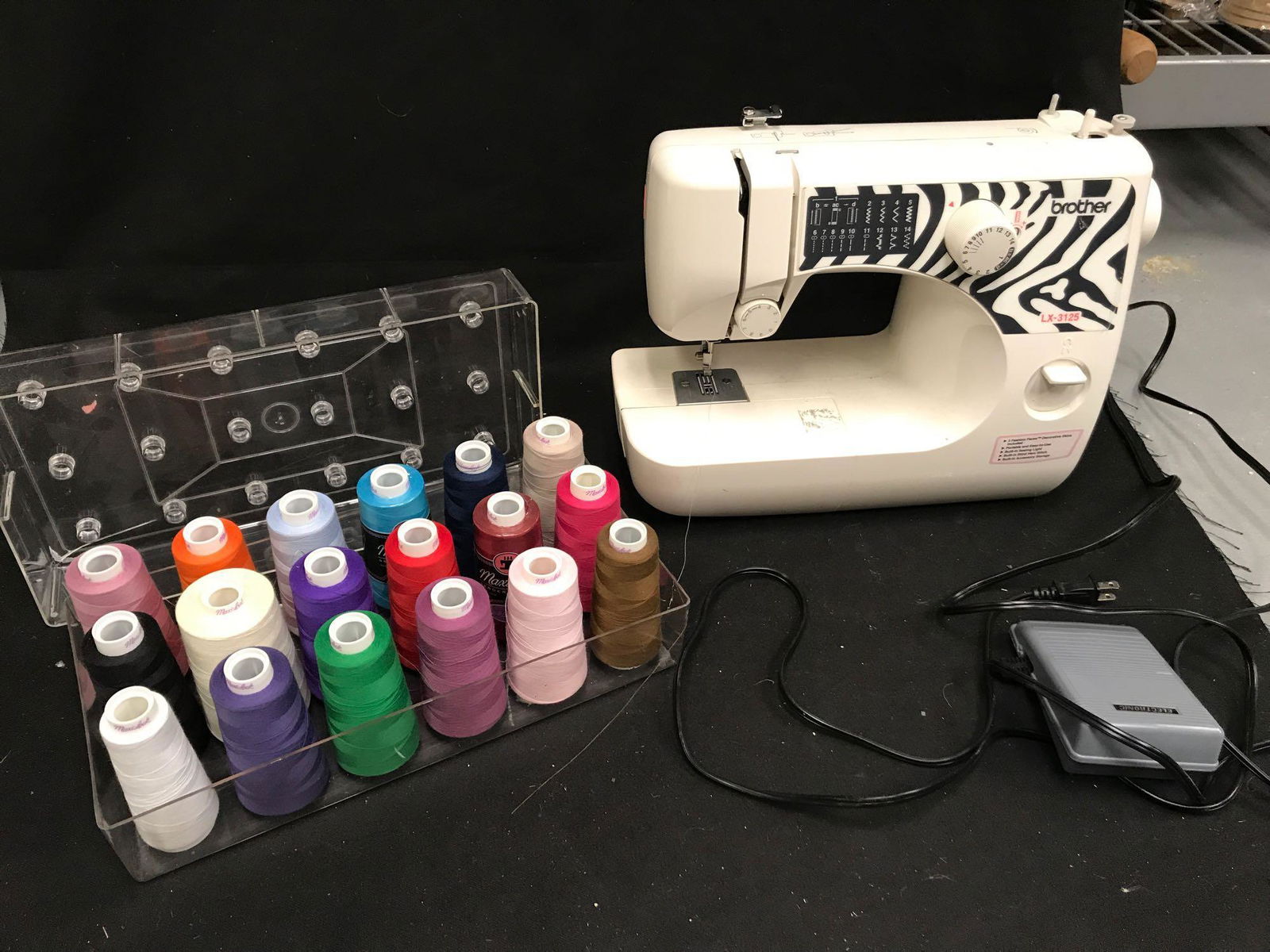 Sewing Machine (1 of 3)