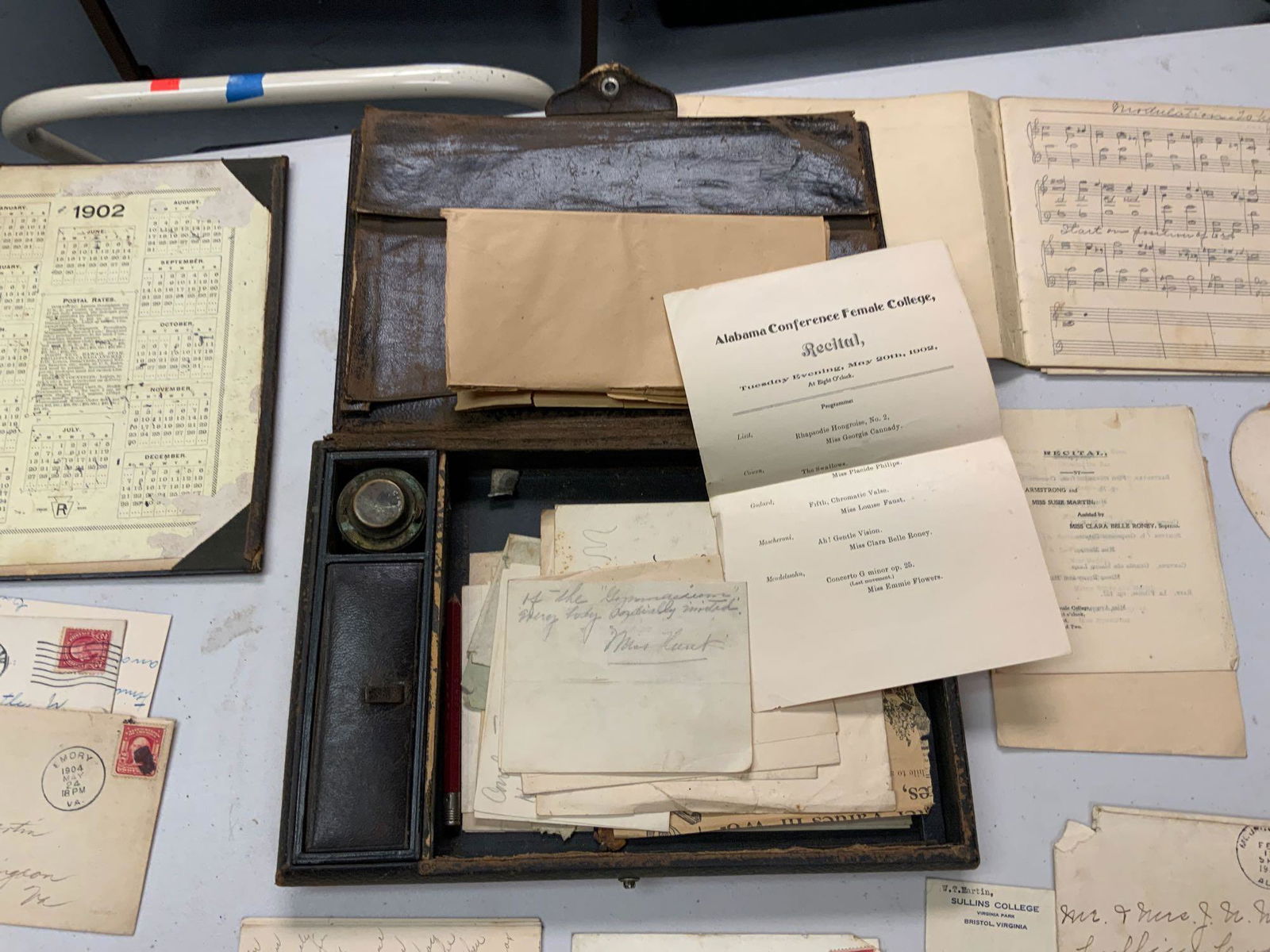 History of writing’s  leather box with inkwell (1 of 7)