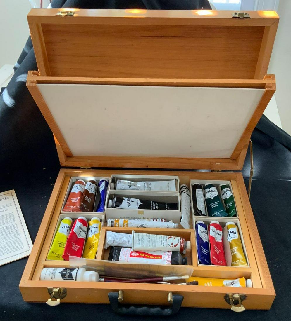 Acrylic artist set with painters box (1 of 4)
