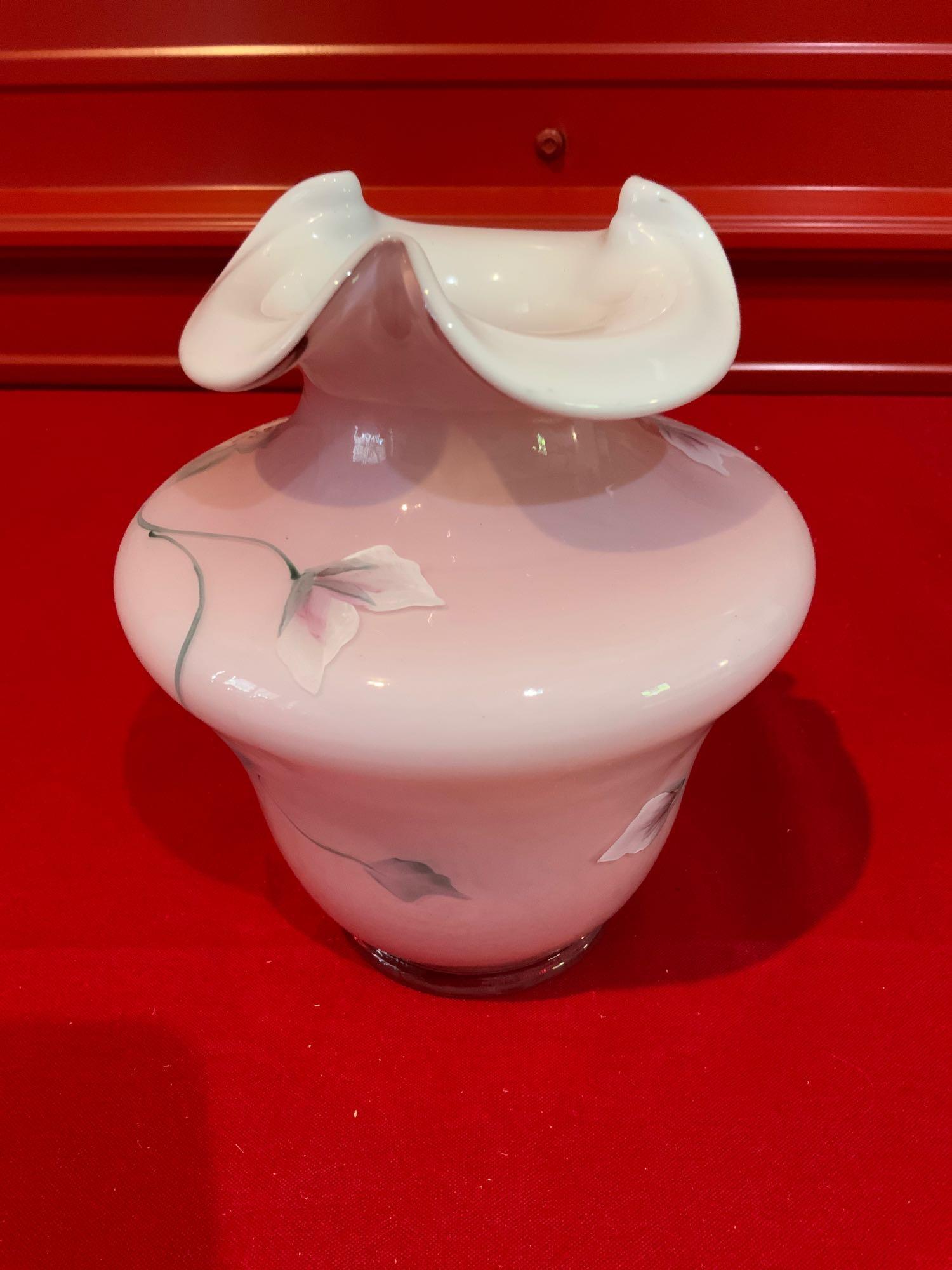 Fenton vase collector edition Dan Fenton (1 of 4)