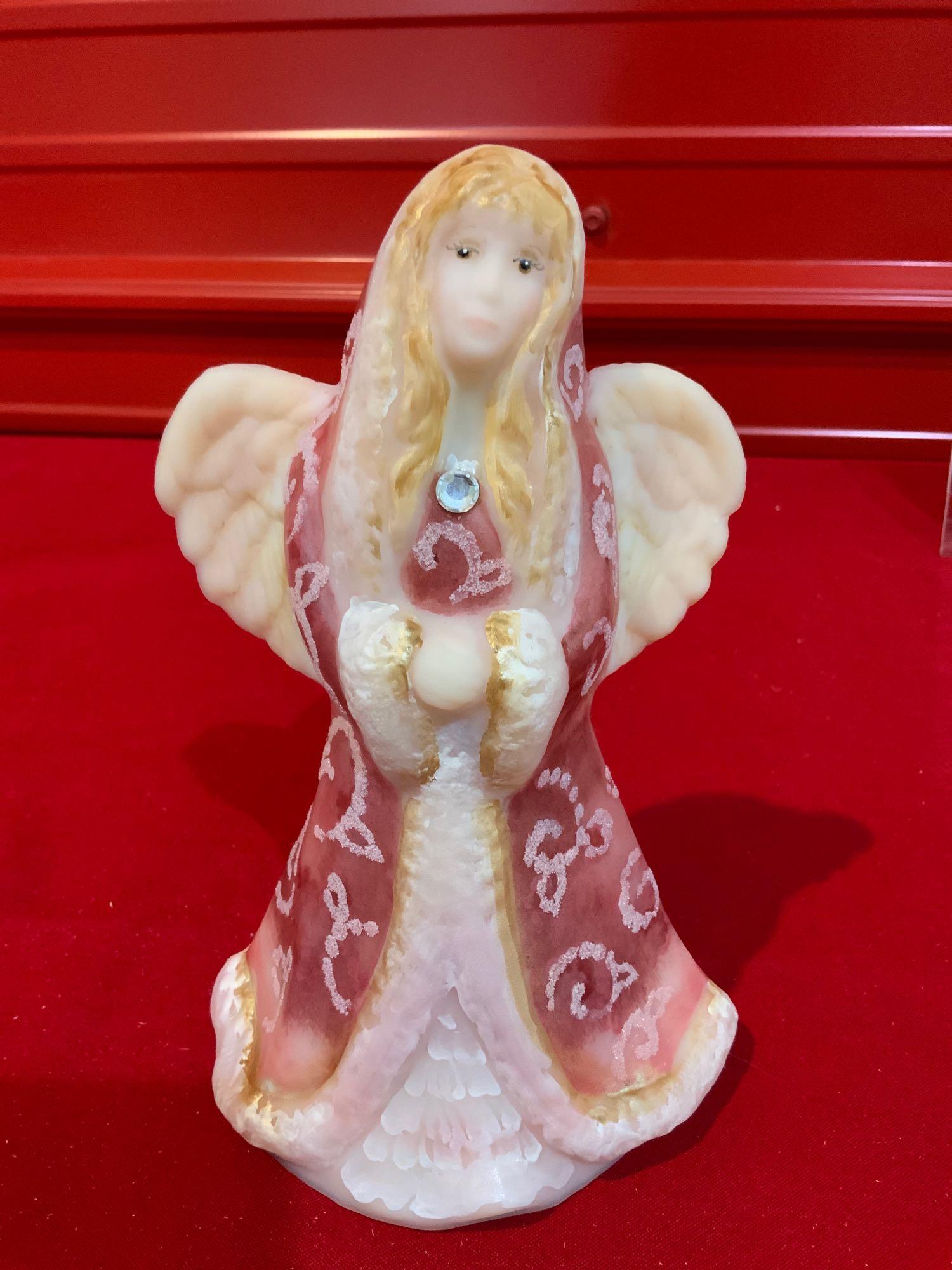 Fenton,  Christmas angel Burmese pink glass Handpainted (1 of 3)