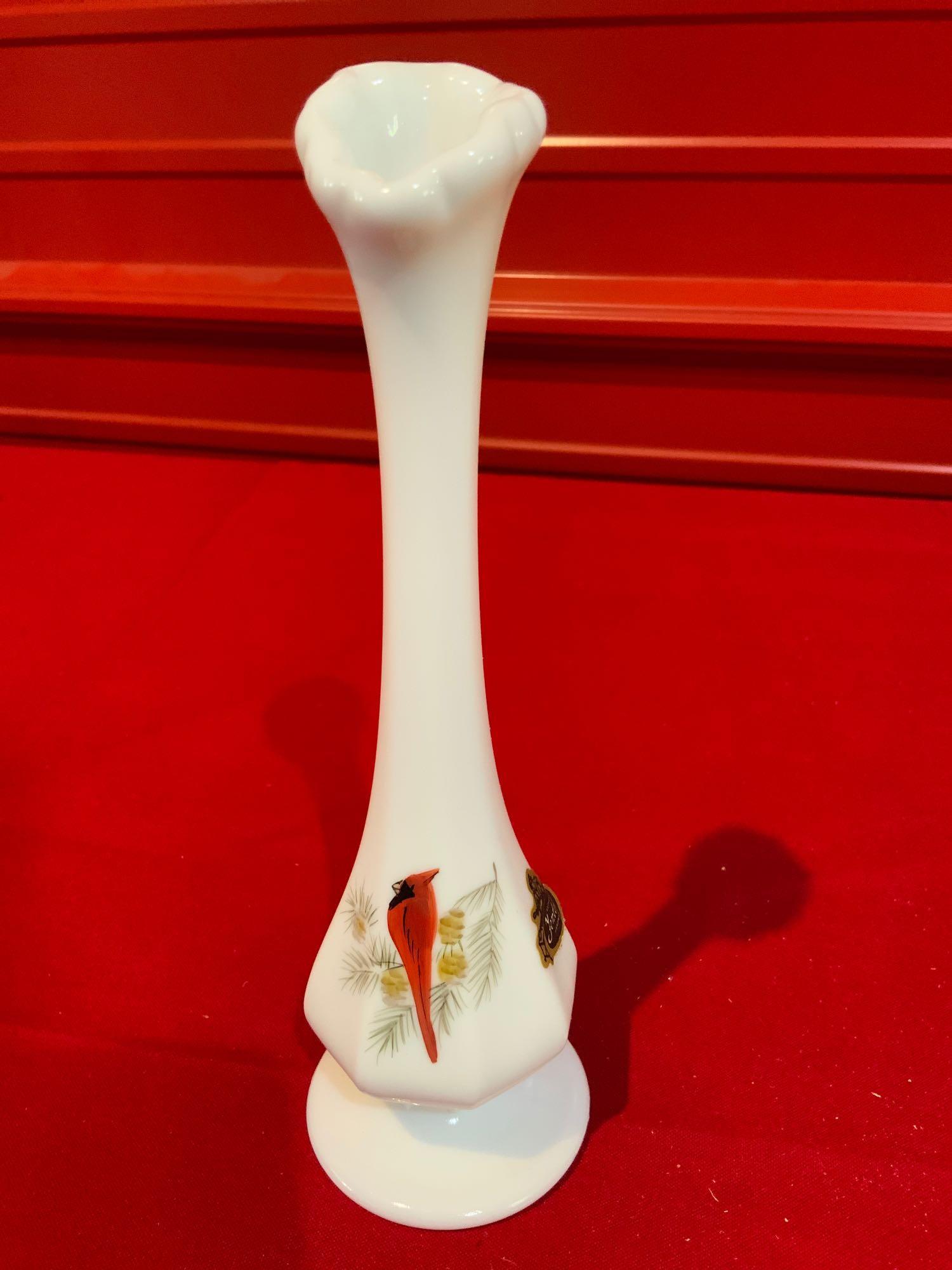 Fenton, White milk glass cardinal bud vase: Fenton, White milk glass cardinal bud vase, In great condition no chips or cracks size, 8 inches tall Handpainted Signed by the artist