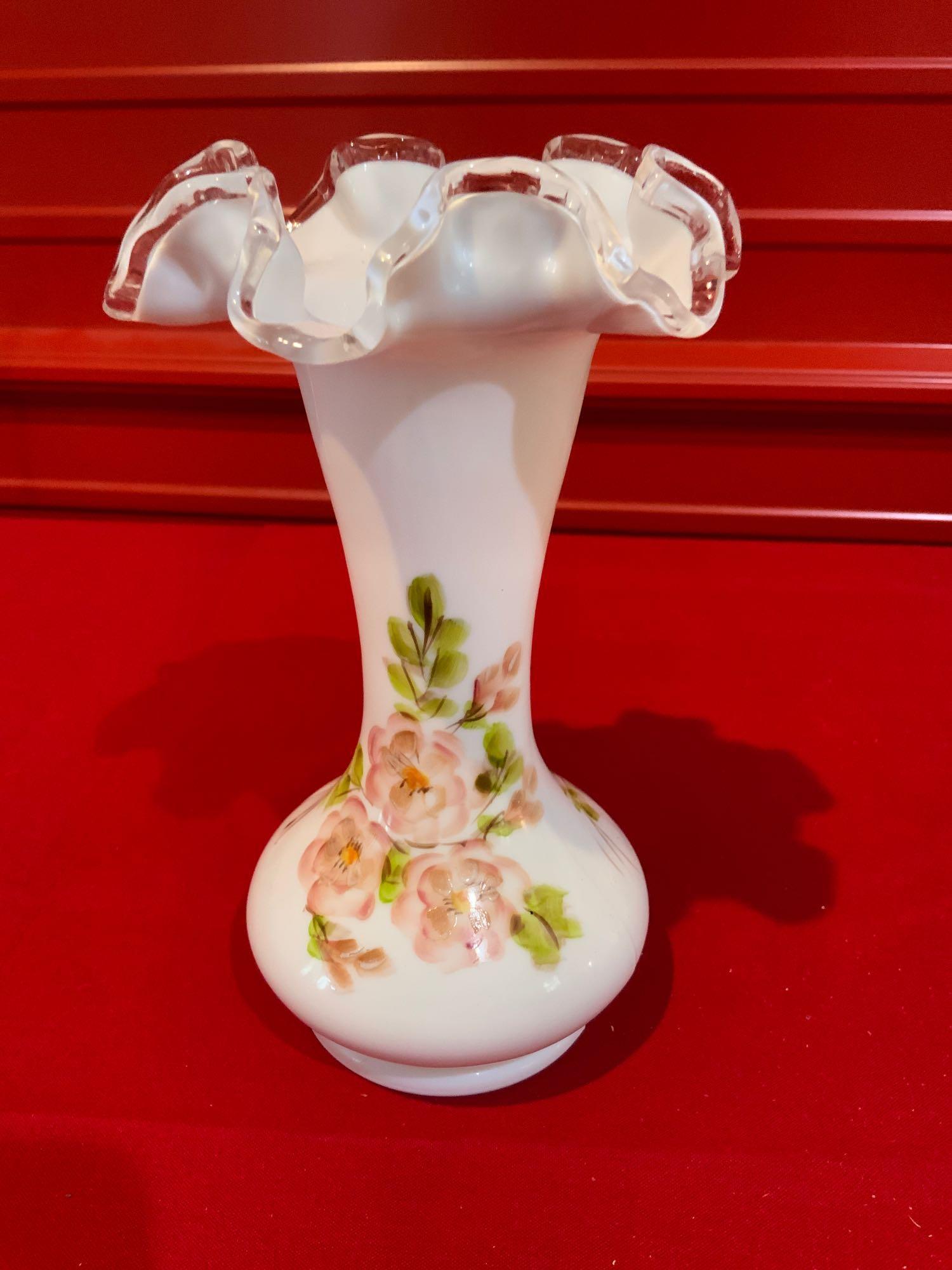 Fenton, White silver crest heirloom vase (1 of 4)