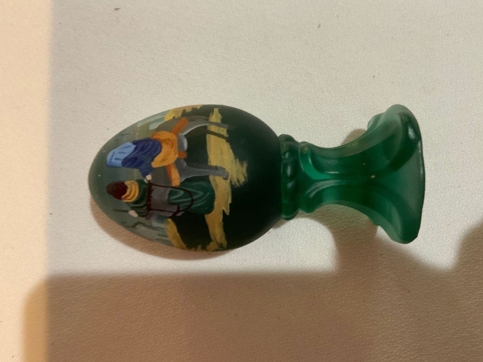 Fenton, Green Handpainted egg the journey (1 of 3)