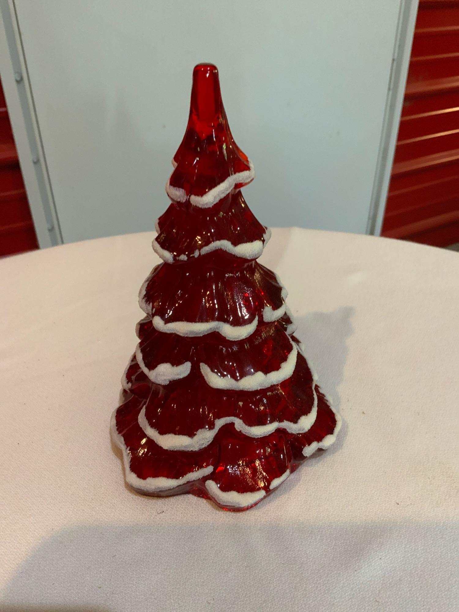 Fenton ruby red Christmas tree (1 of 3)