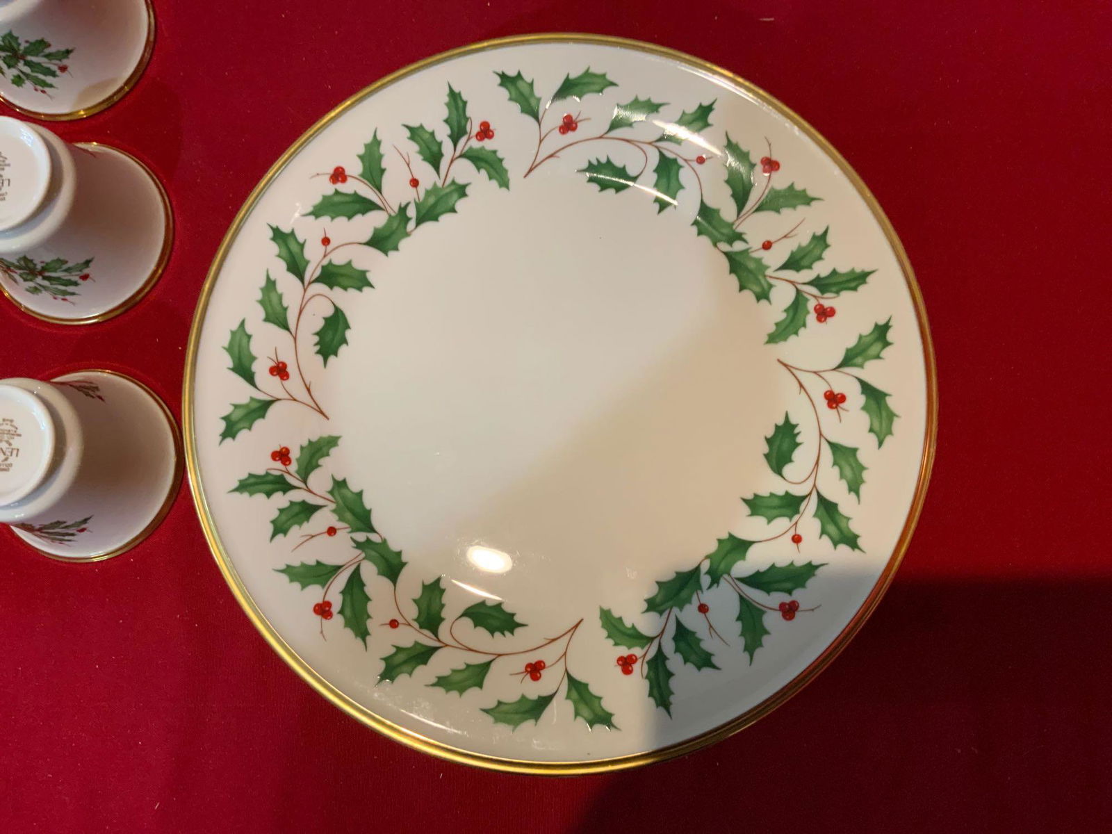 Lot of 12 Lenox Holiday Christmas Plates.. (1 of 5)