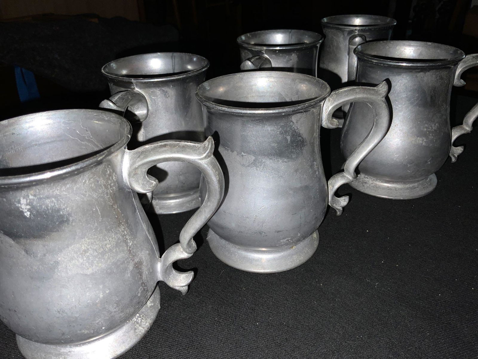 Six heavy pewter mugs (1 of 4)