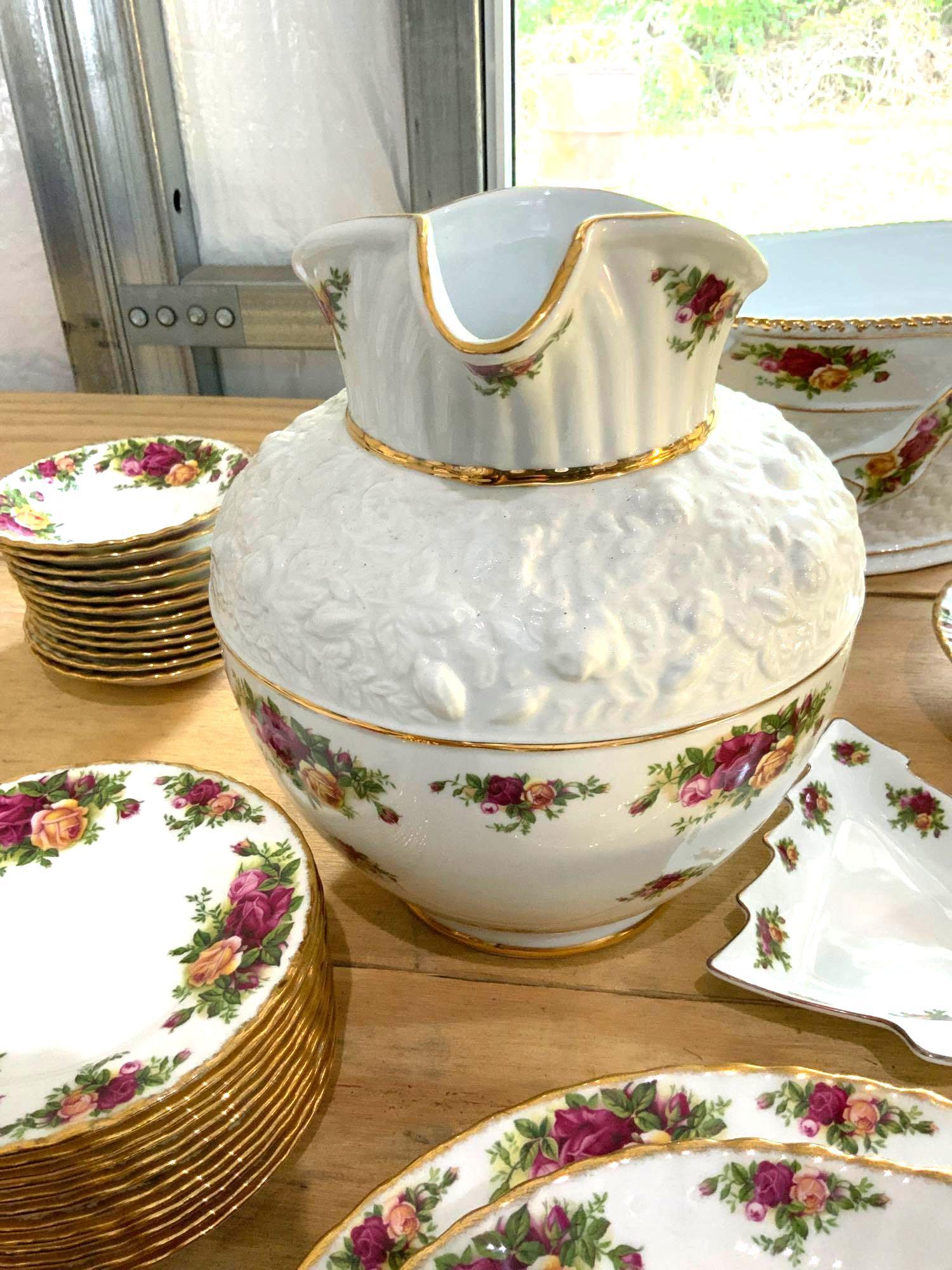 Royal Albert water picture: Royal Albert water picture
