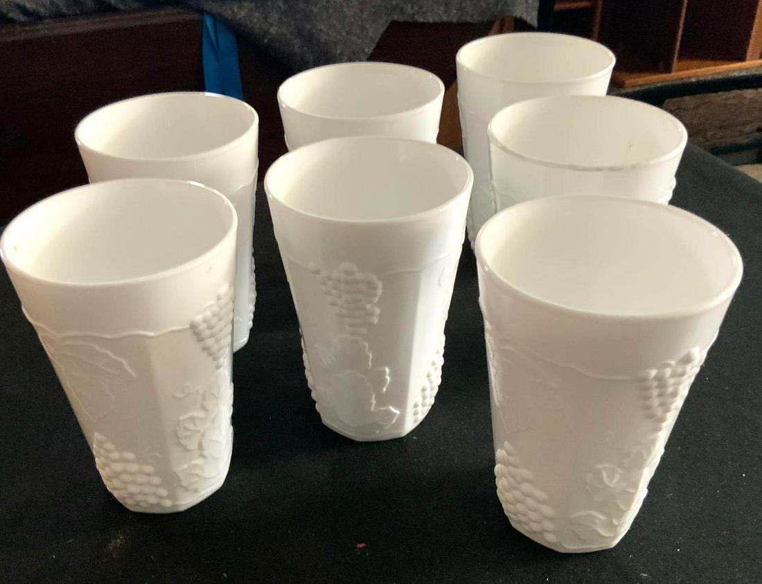 Indiana milk glass colony harvest cups: Indiana milk glass colony harvest cups, x7, in great condition no chips or cracks