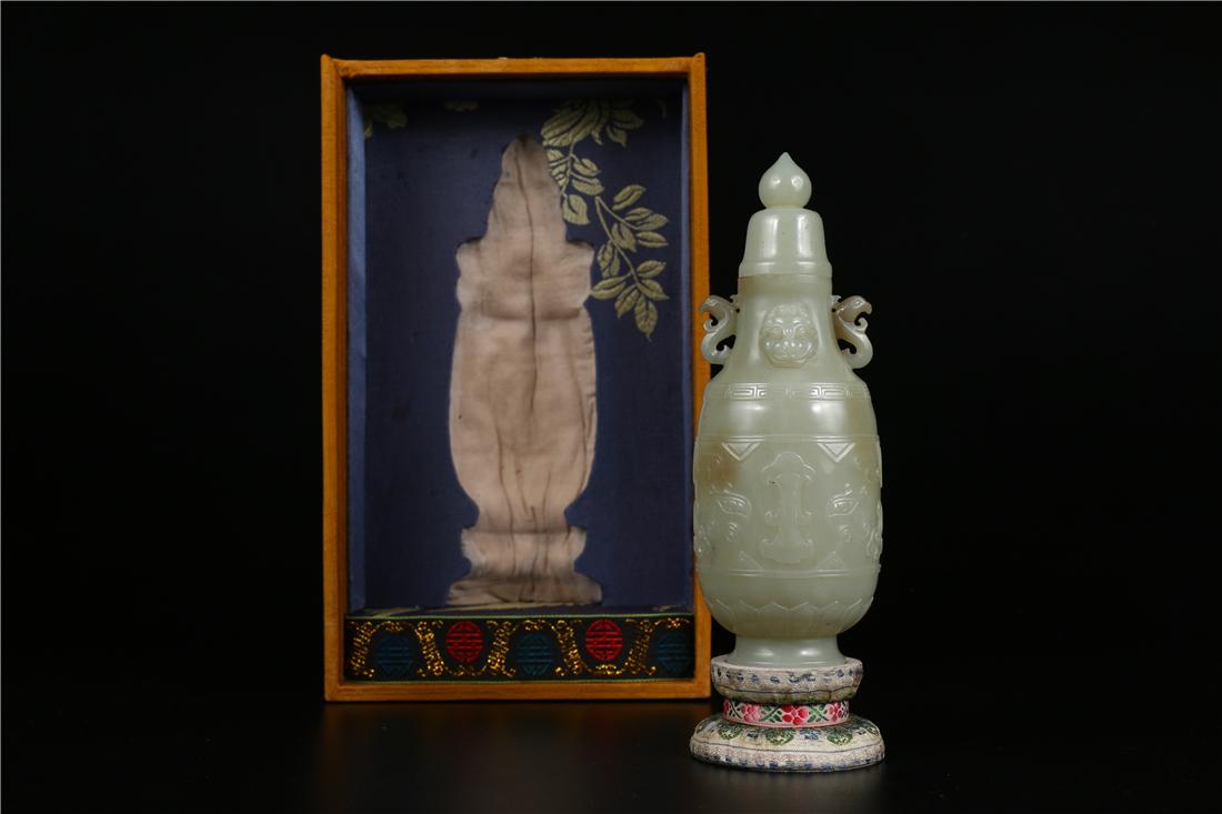 A HETIAN JADE TWIN-EAR BOTTLE WITH LID (1 of 10)