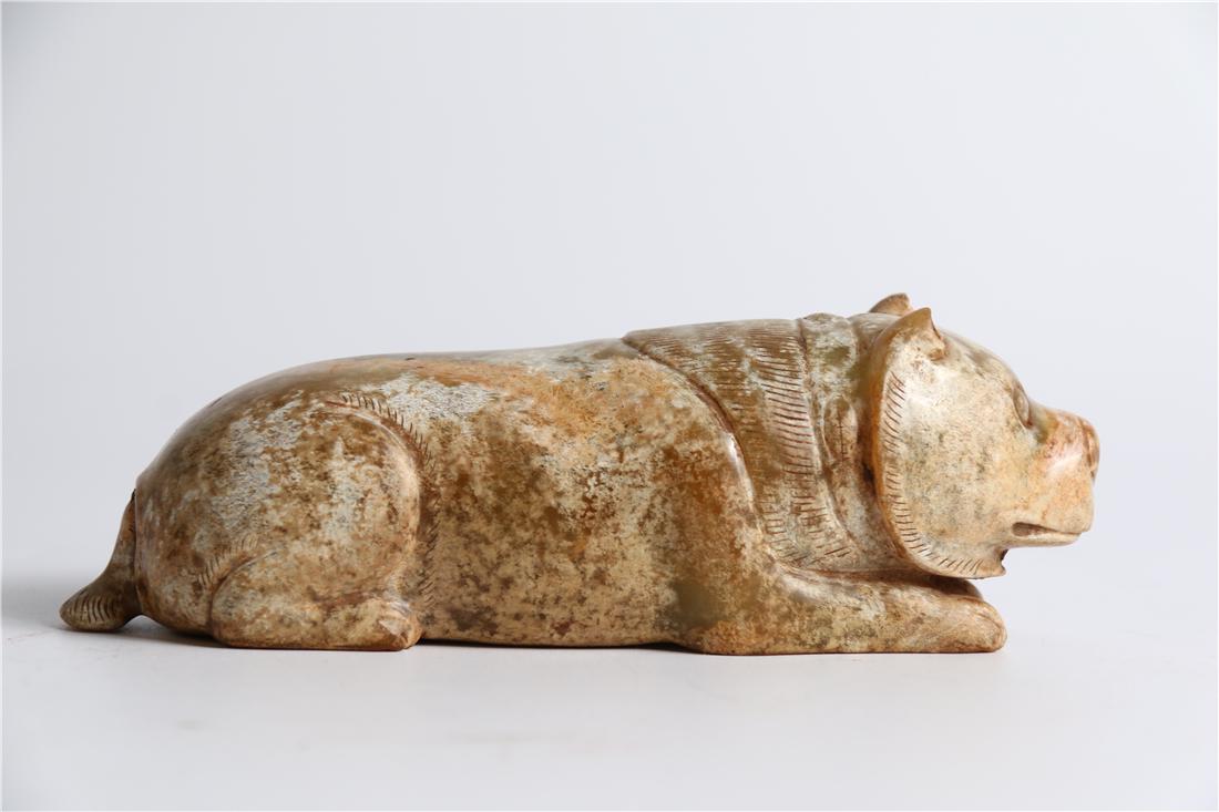 A ANTIQUE JADE LYING TIGER SCULPTURE (1 of 9)