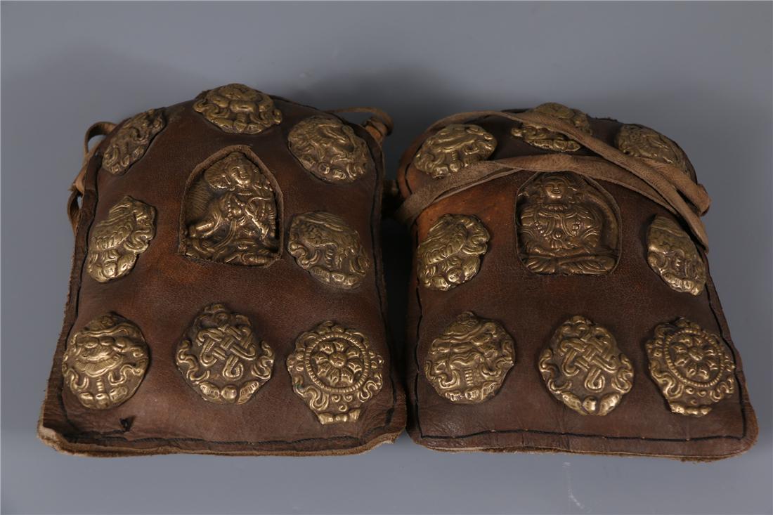 A TIBETAN MINIATURE NICHE BAGS (1 of 8)
