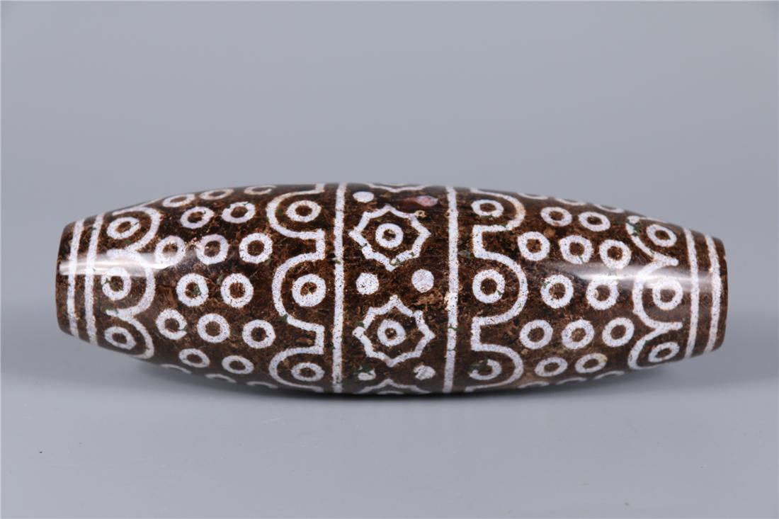 A AGATE DZI BEAD, YUAN DYN. (1 of 6)