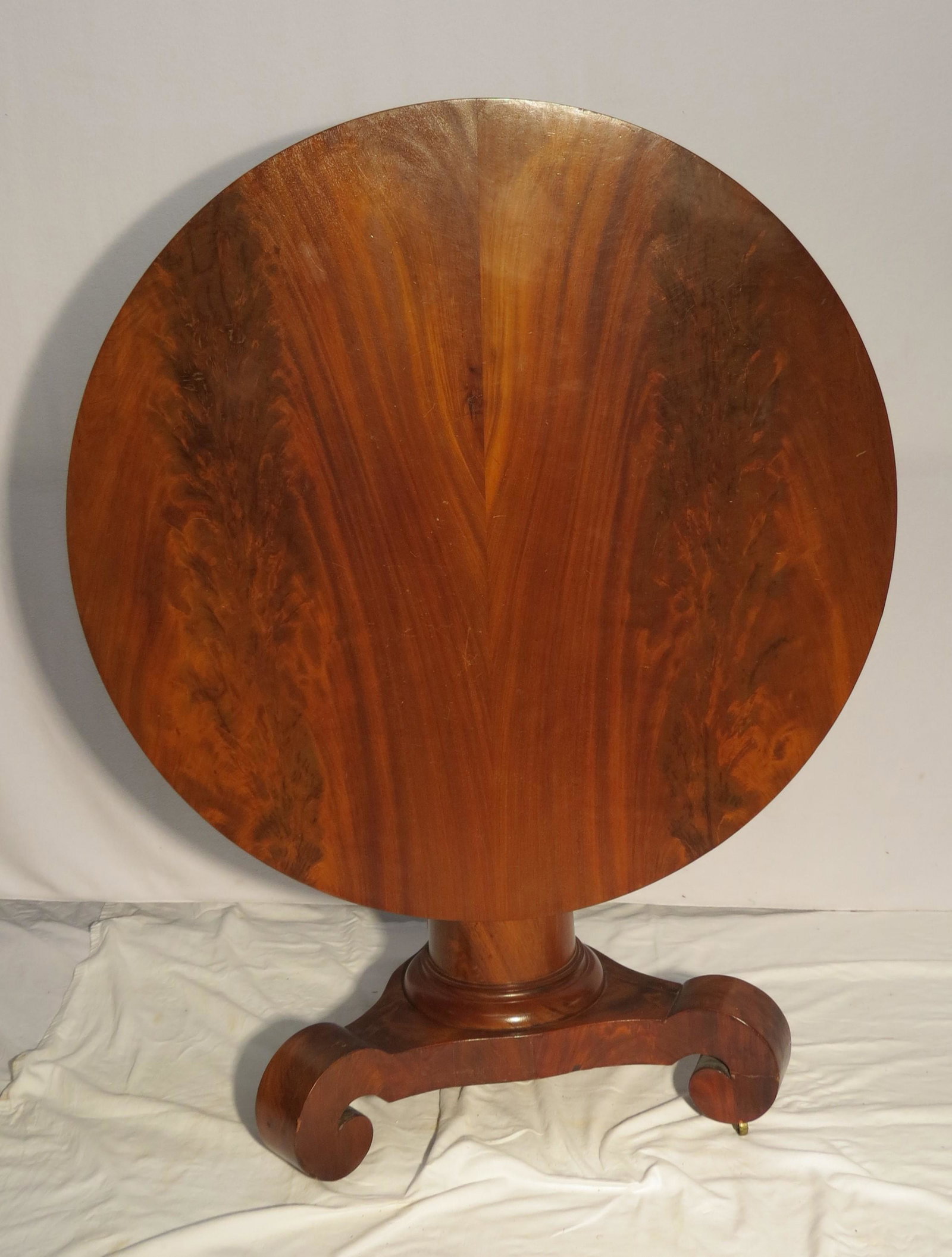 Empire Revival Tilt Top Table (1 of 3)
