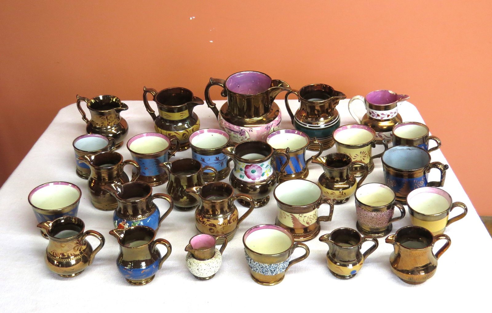 Lot 28 pieces of copper luster (1 of 1)