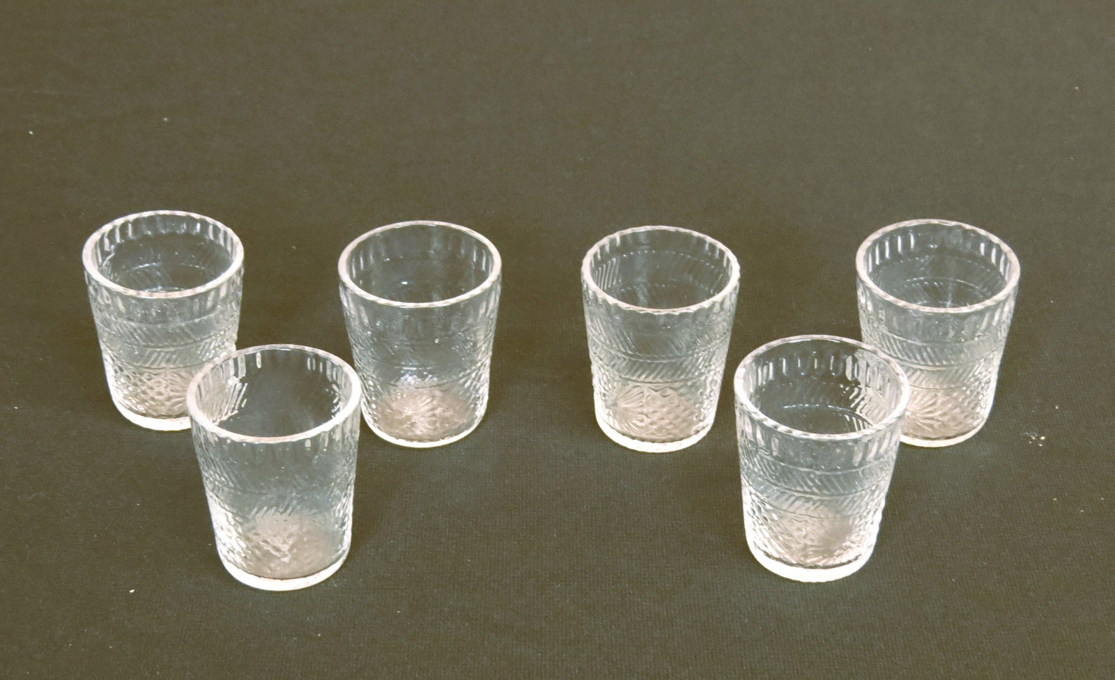 Matched set 6 three mold blown whiskey size tumblers with broken pontil (1 of 4)