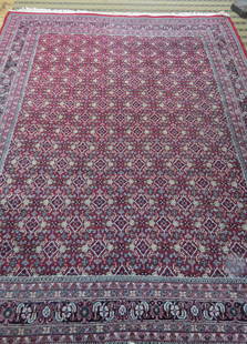 Small room size Oriental Rug: Small room size Oriental Rug, just cleaned, very good condition, 9’6” x 7’6”
