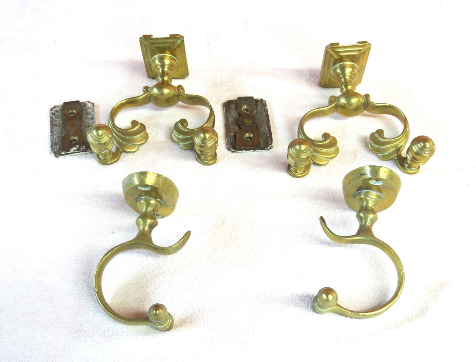 Two pair period brass jamb hooks (1 of 3)