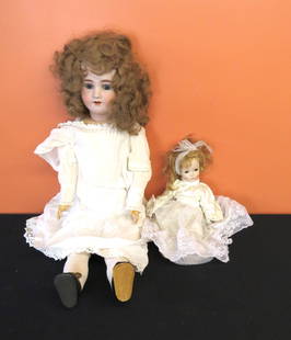 Germany Heinrick Handwerk 5 ½ bisque head doll: Germany Heinrick Handwerk 5 ½ bisque head doll, composition body, open-shut eyes, open mouth and pierced ears, 28” tall good condition, sold with bisque head open-shut eyes, closed mouth