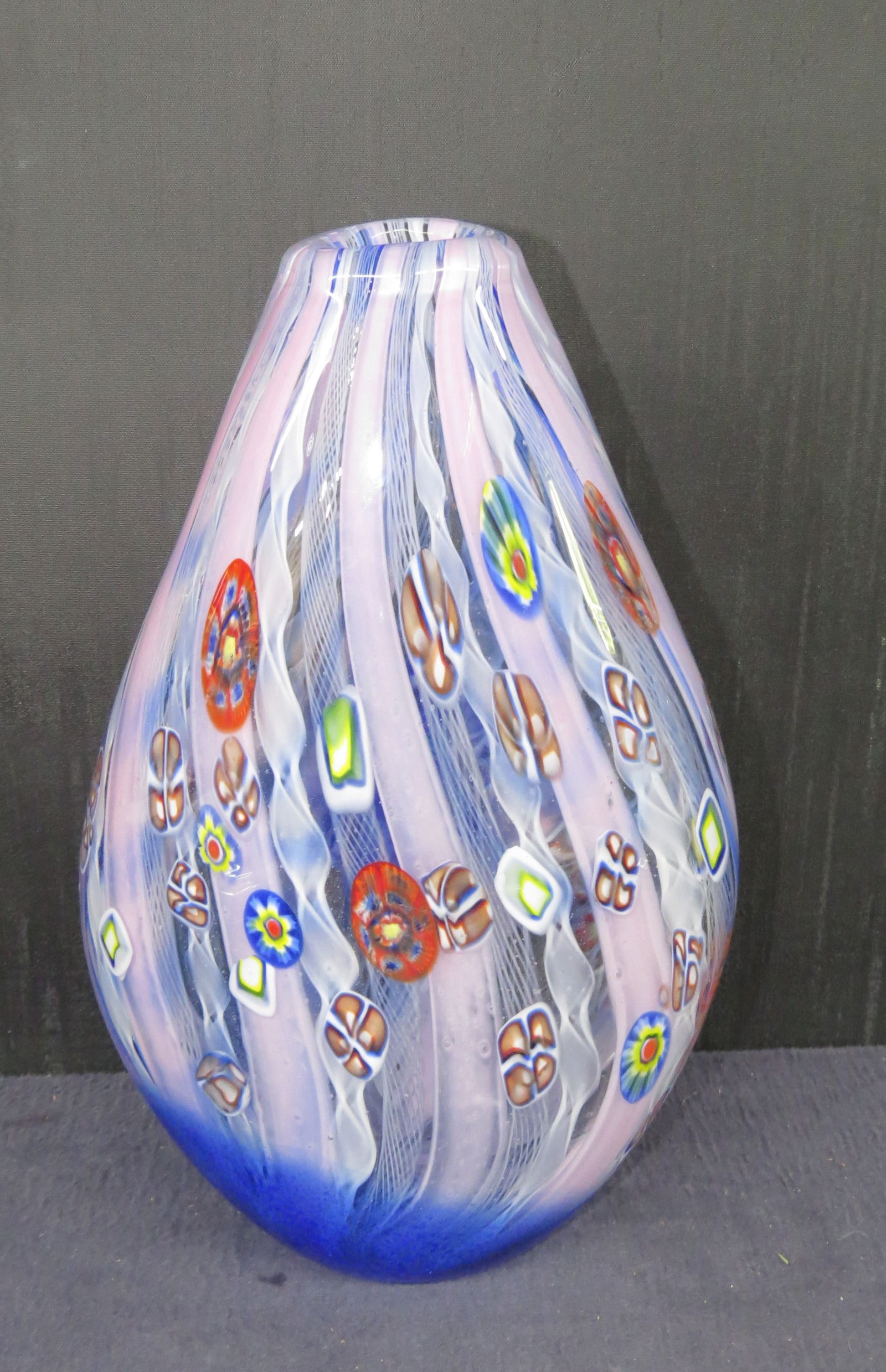 Heavy Mid-Century Murano Latticino Millefiori Pink Ribbon vase (1 of 8)