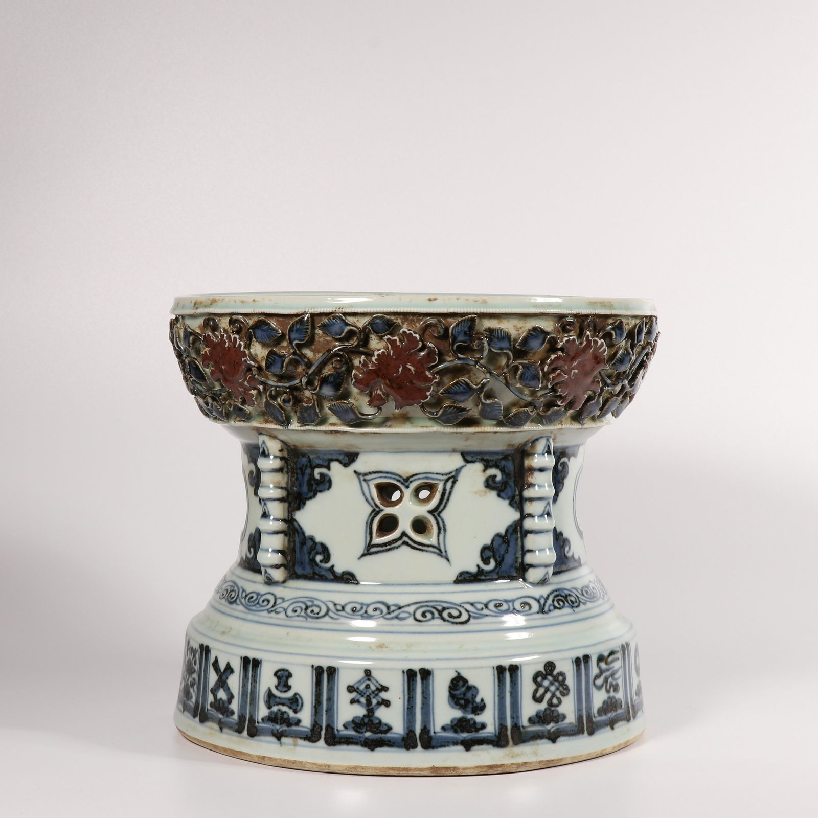 A blue and white washer (1 of 6)