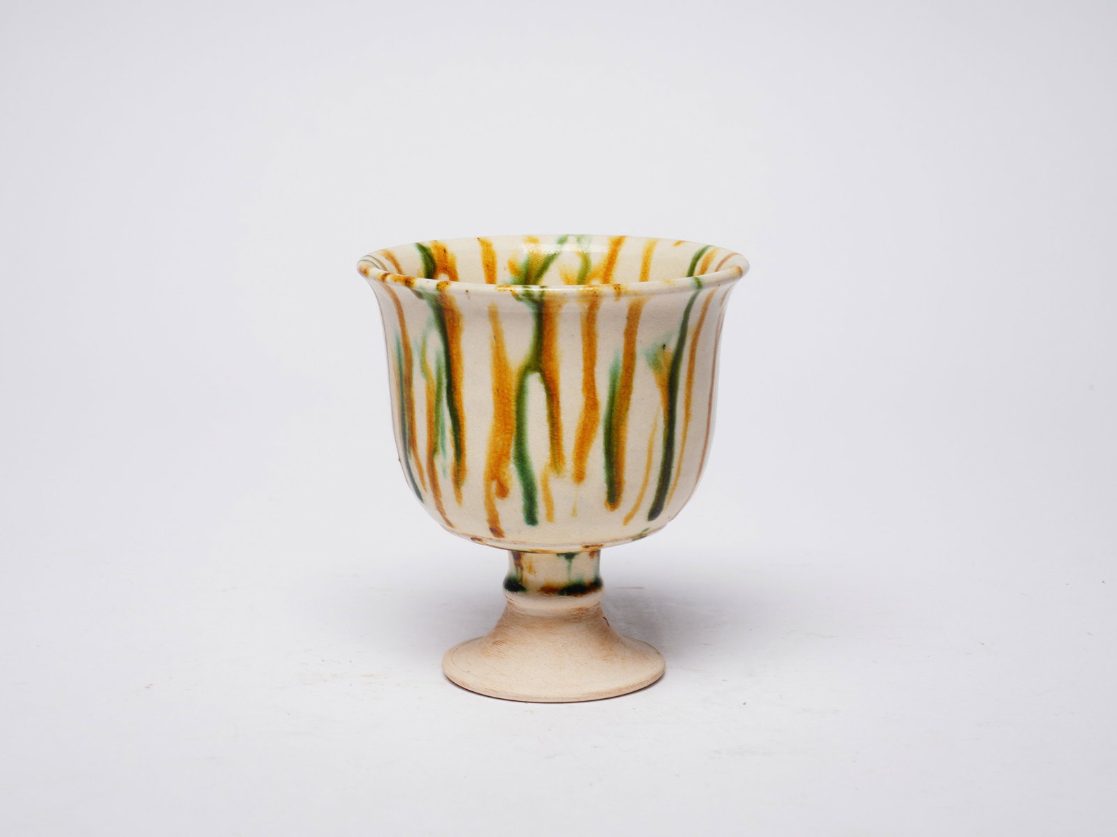 Three-color high-foot cup: Height 9cm Width 9cm