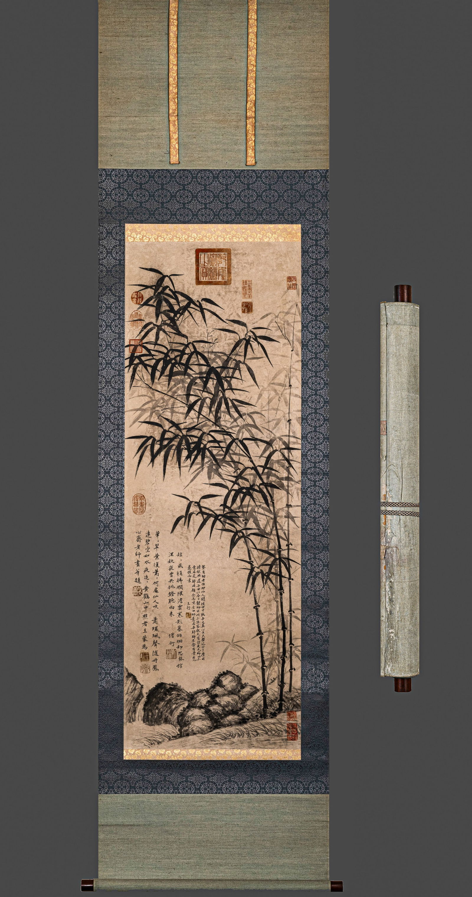 Vertical Axis of Bamboo and Stone Picture of Wang Meng: 38??108